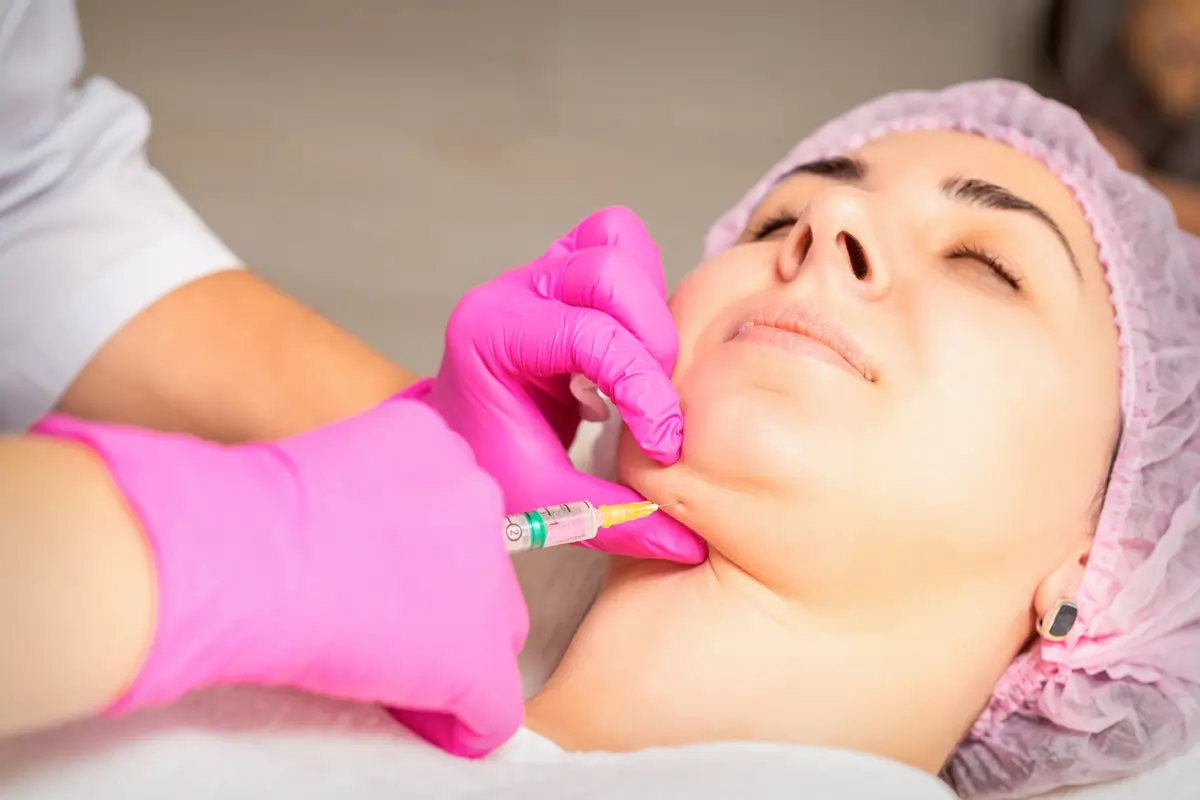 Double Chin: Kybella Enhances Facial Profile